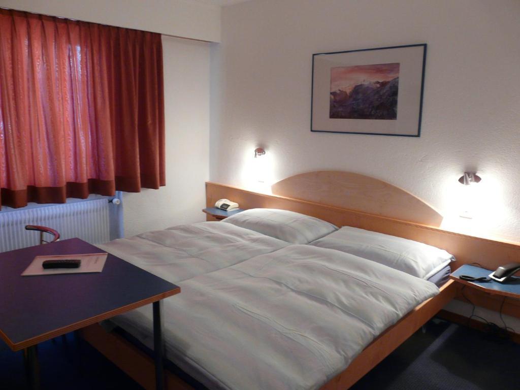 Hotel Garni Domino Saas-Fee Camera foto