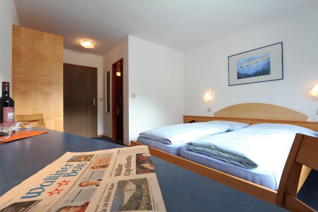 Hotel Garni Domino Saas-Fee Esterno foto